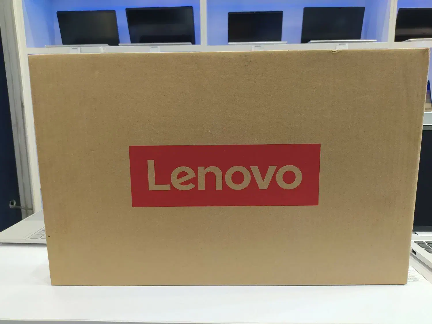 Lenovo v15 لپ‌تاپ لنوو آکبند زیر قیمت|رایانه همراه|تهران, میدان ولیعصر|دیوار