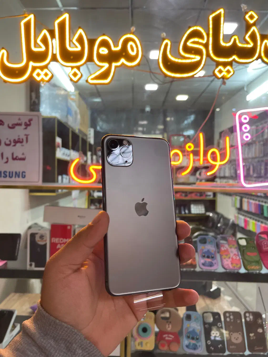 11promax درحد نو باتری 84% فابریک|موبایل|زنجان, |دیوار