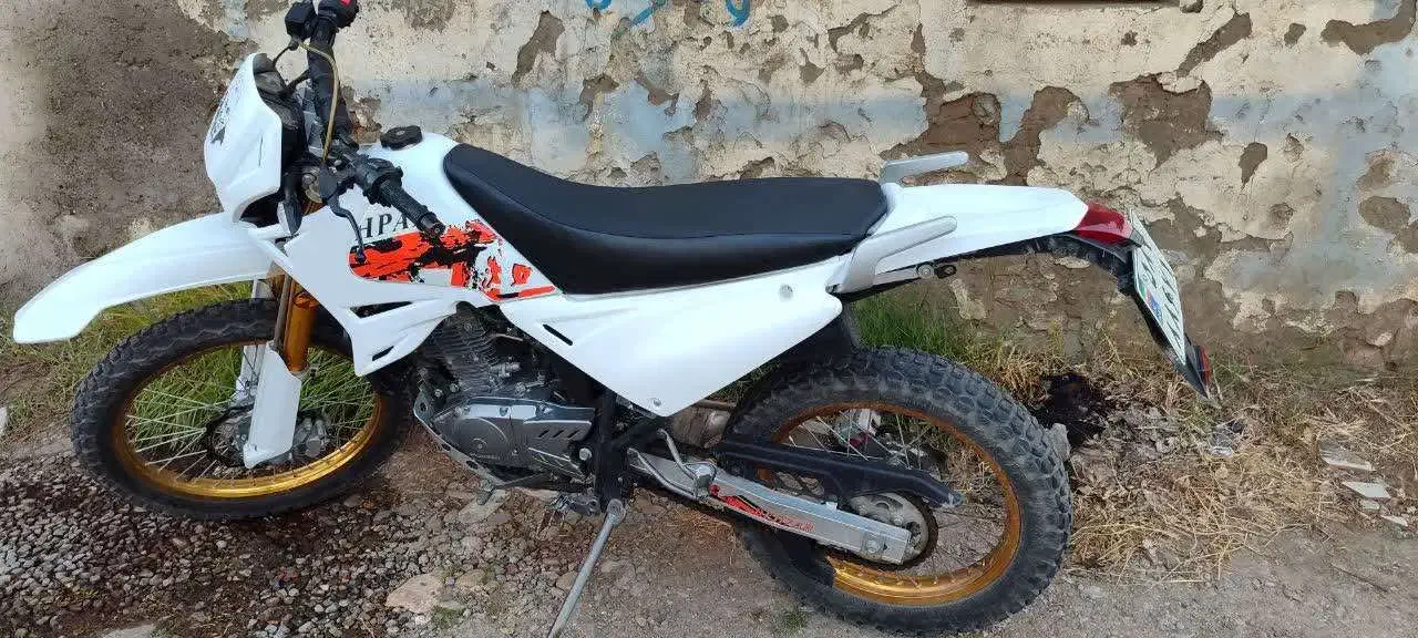 تریل 200بهپر|موتورسیکلت|هادی شهر, |دیوار