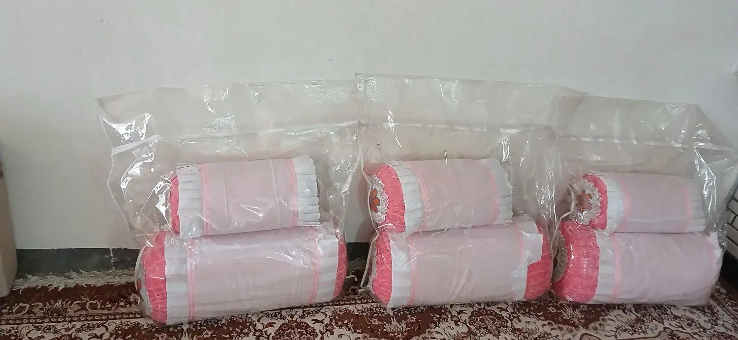 بالشت محلی نو بدون استفاده|رختخواب، بالش، پتو|ایذه, |دیوار