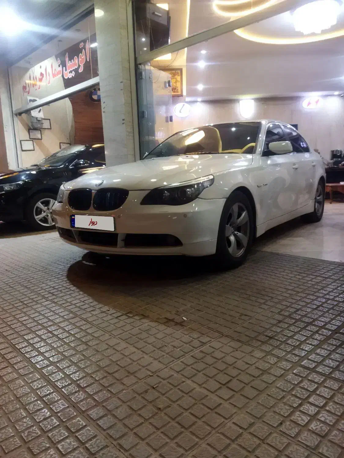 بی ام و ۵۳۰|خودرو سواری و وانت|اصفهان, فروردین|دیوار