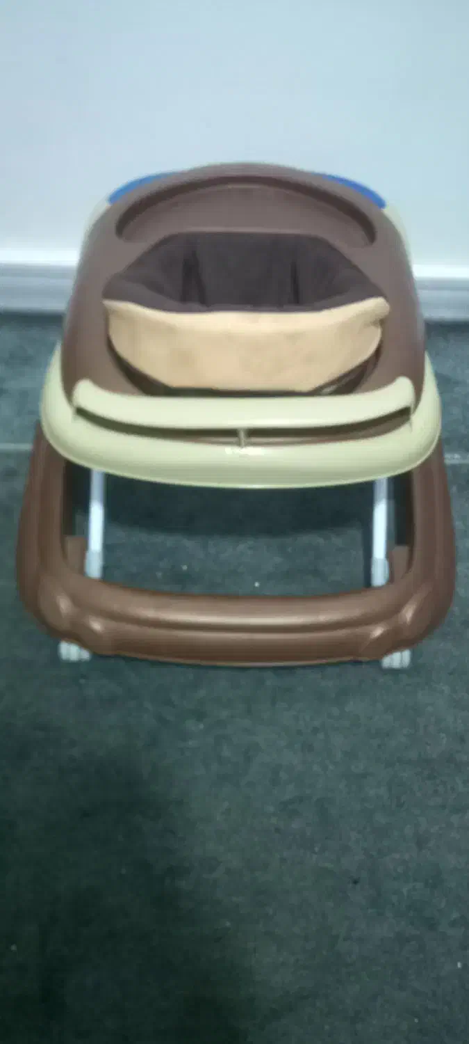 کمک مادر|تخت و صندلی بچه|میاندوآب, |دیوار