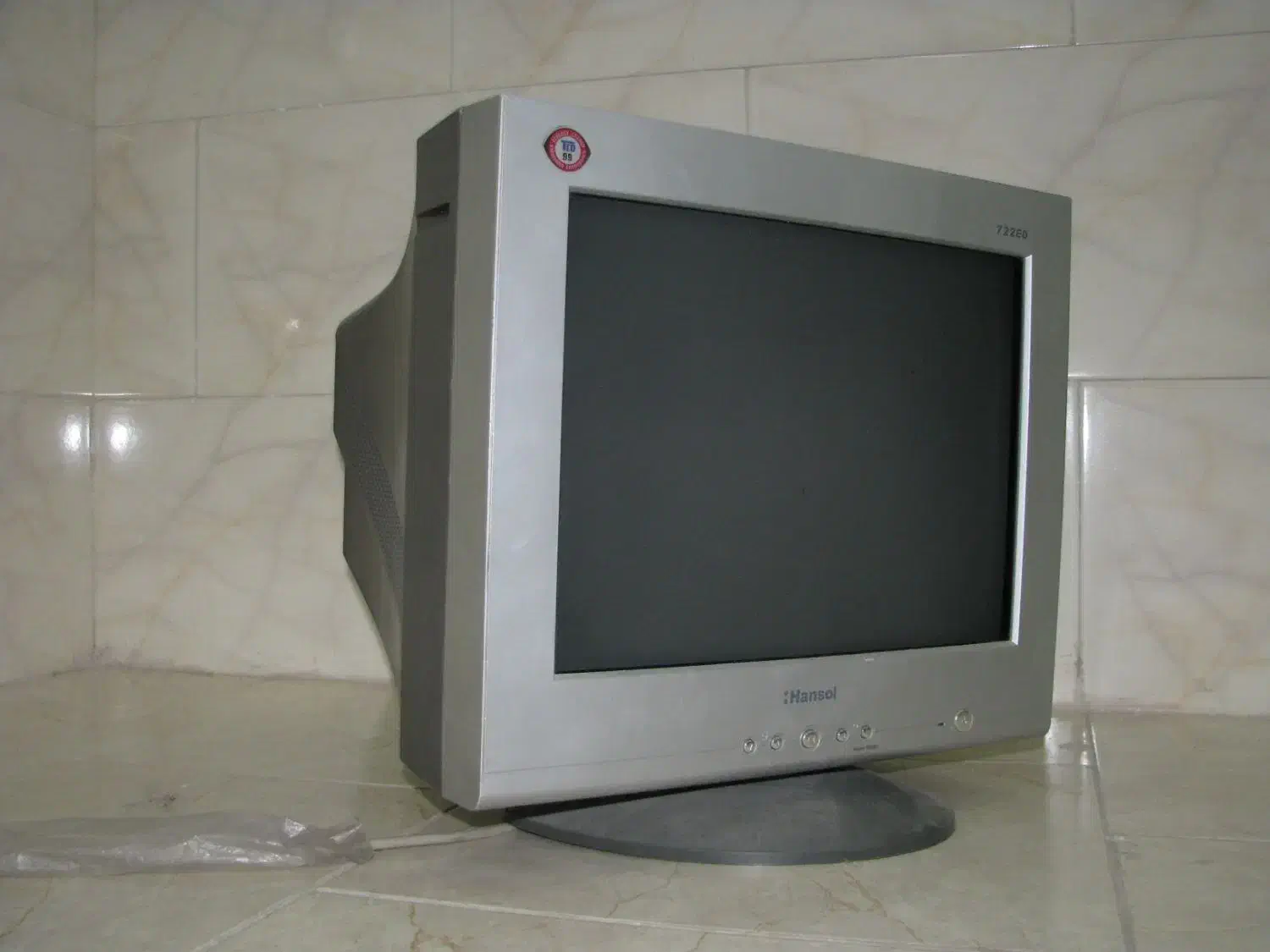 مانیتور کره ای هانسول|قطعات و لوازم جانبی رایانه|یزد, |دیوار