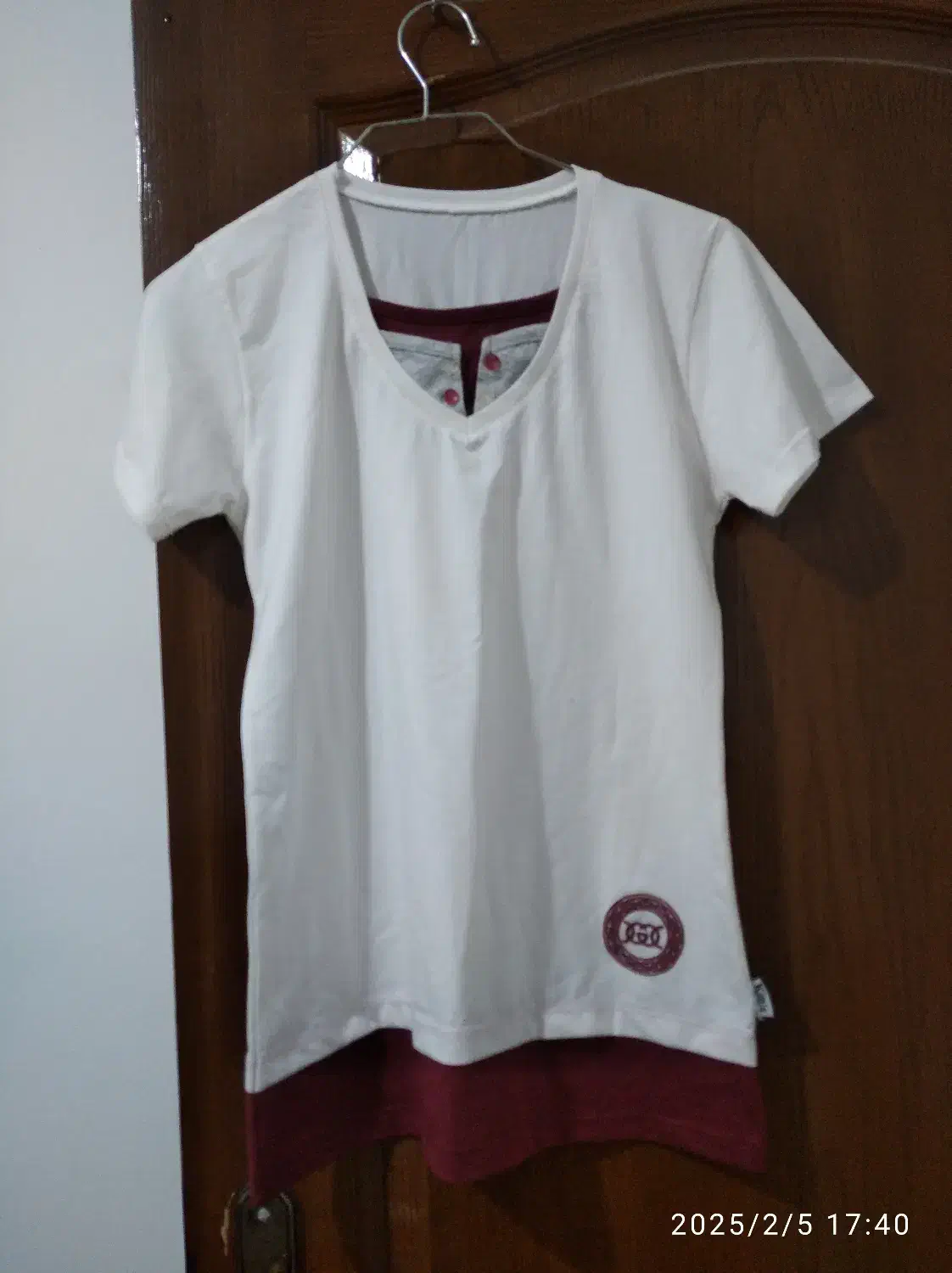 تعدادی تیشرت و بلوز و شلوار نو و در حد نو|لباس|قائمشهر, |دیوار