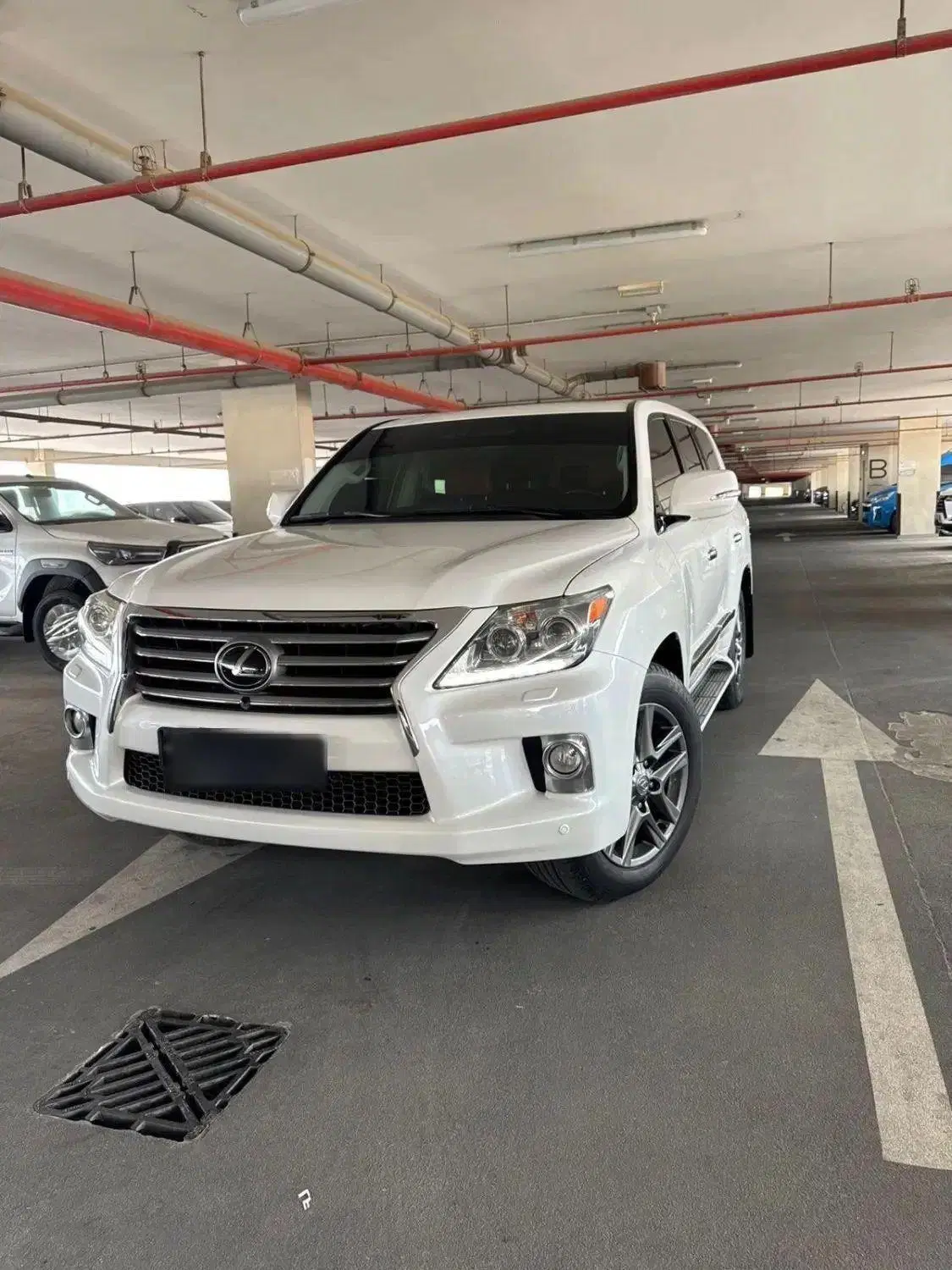 lx570|خودرو سواری و وانت|بندر انزلی, تهران|دیوار