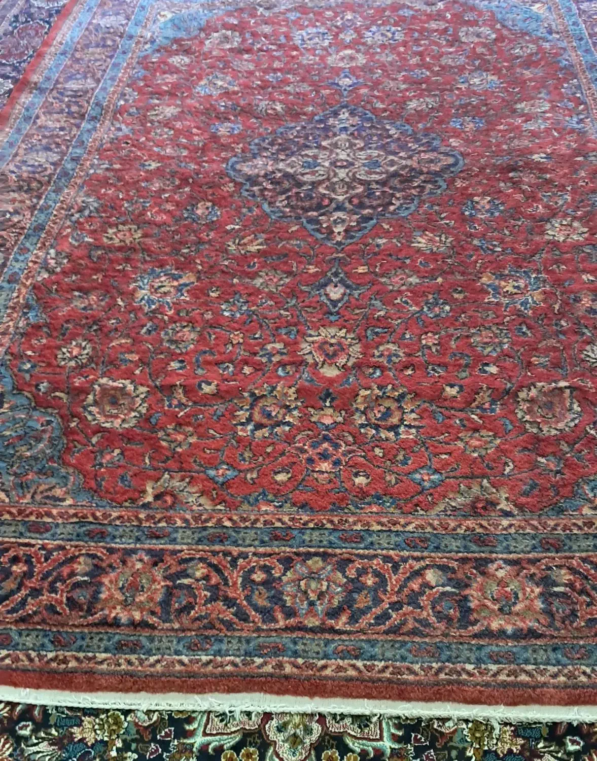 دو فرش ماشینی ۱۲ متری و یک فرش دستباف ۹ متری|فرش|خوانسار, |دیوار