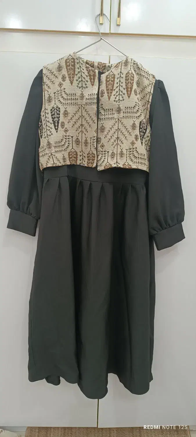 لباس زنانه|لباس|فولادشهر, مسکن مهر فولادشهر|دیوار