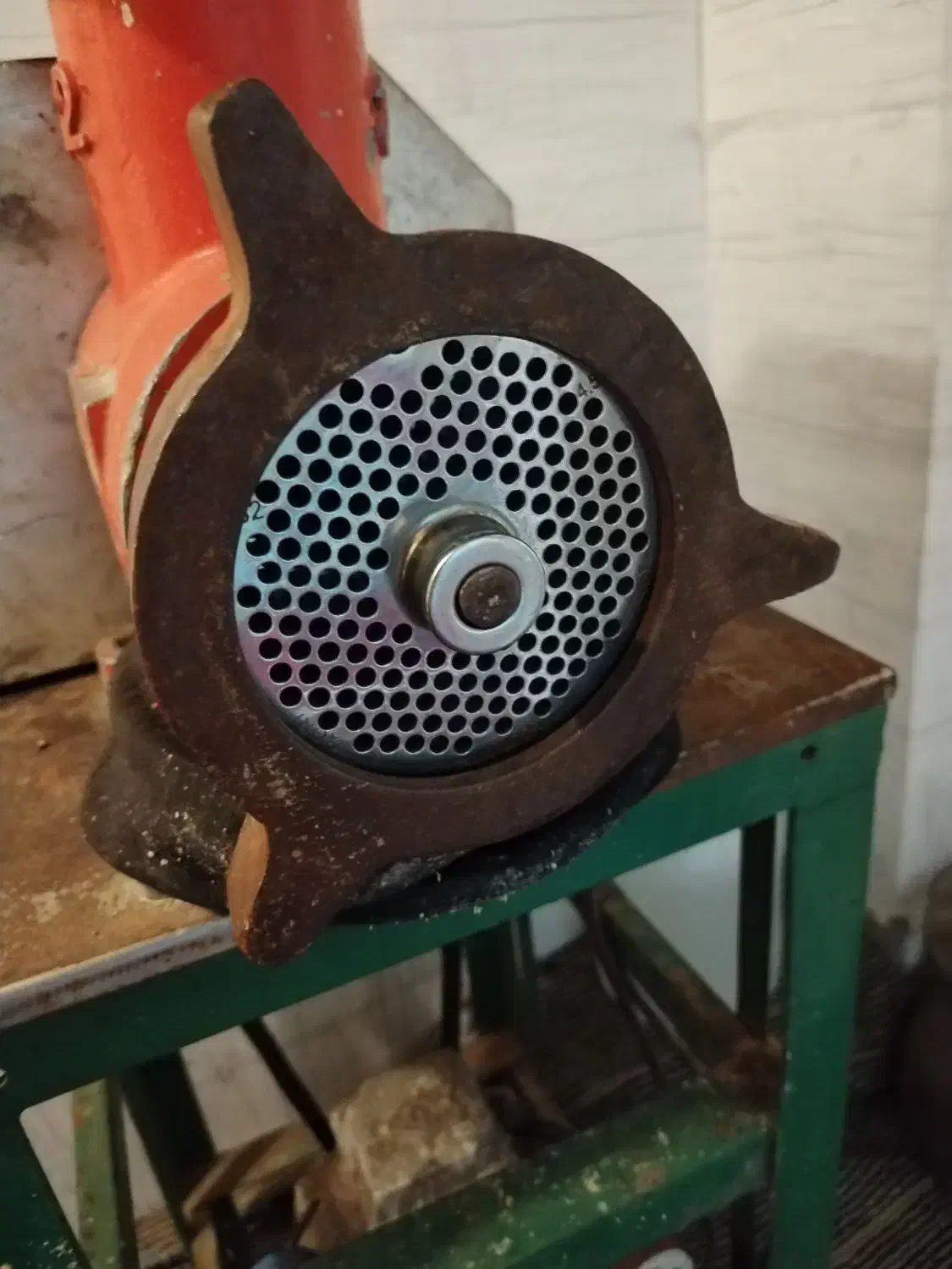 چرخ گوشت صنعتی|سایر لوازم برقی|مهاباد (آذربایجان غربی), |دیوار