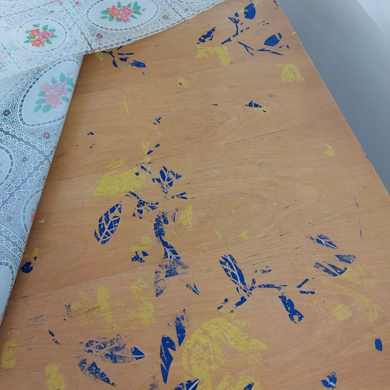 میزغذاخوری|میز و صندلی غذاخوری|قم, انسجام|دیوار