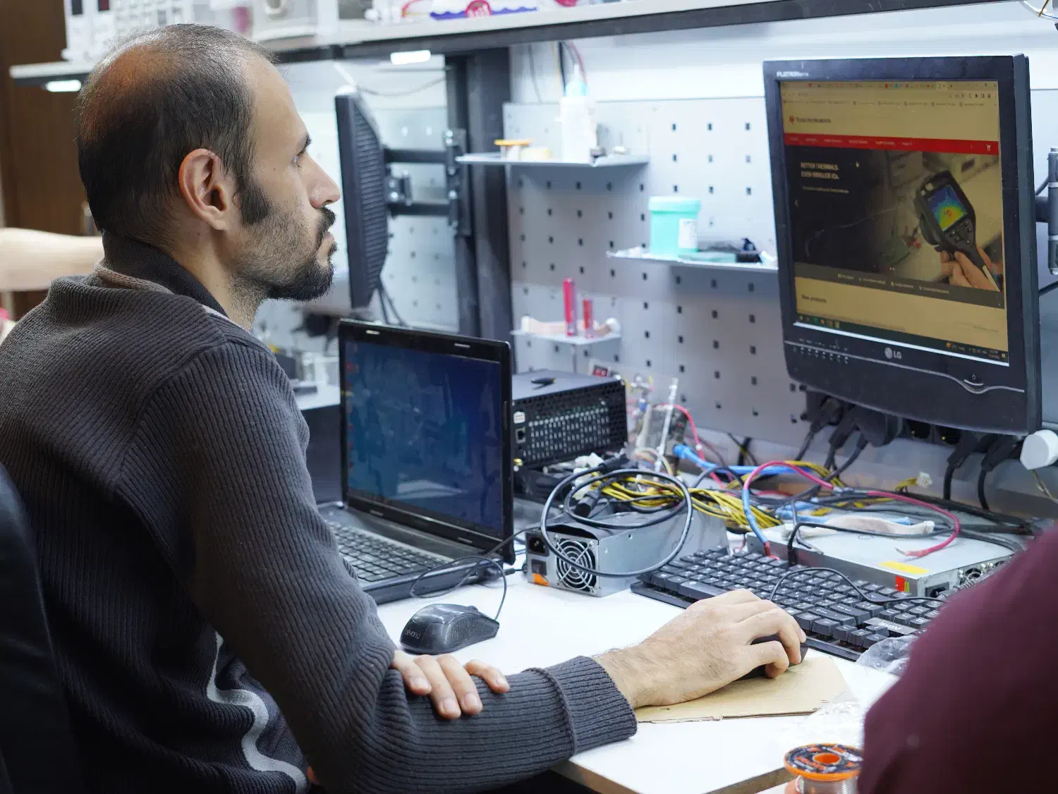 تعمیر هشبرد تضمینی ماینر و پاور m20 m61 انت ماینر|خدمات رایانهای و موبایل|همدان, |دیوار