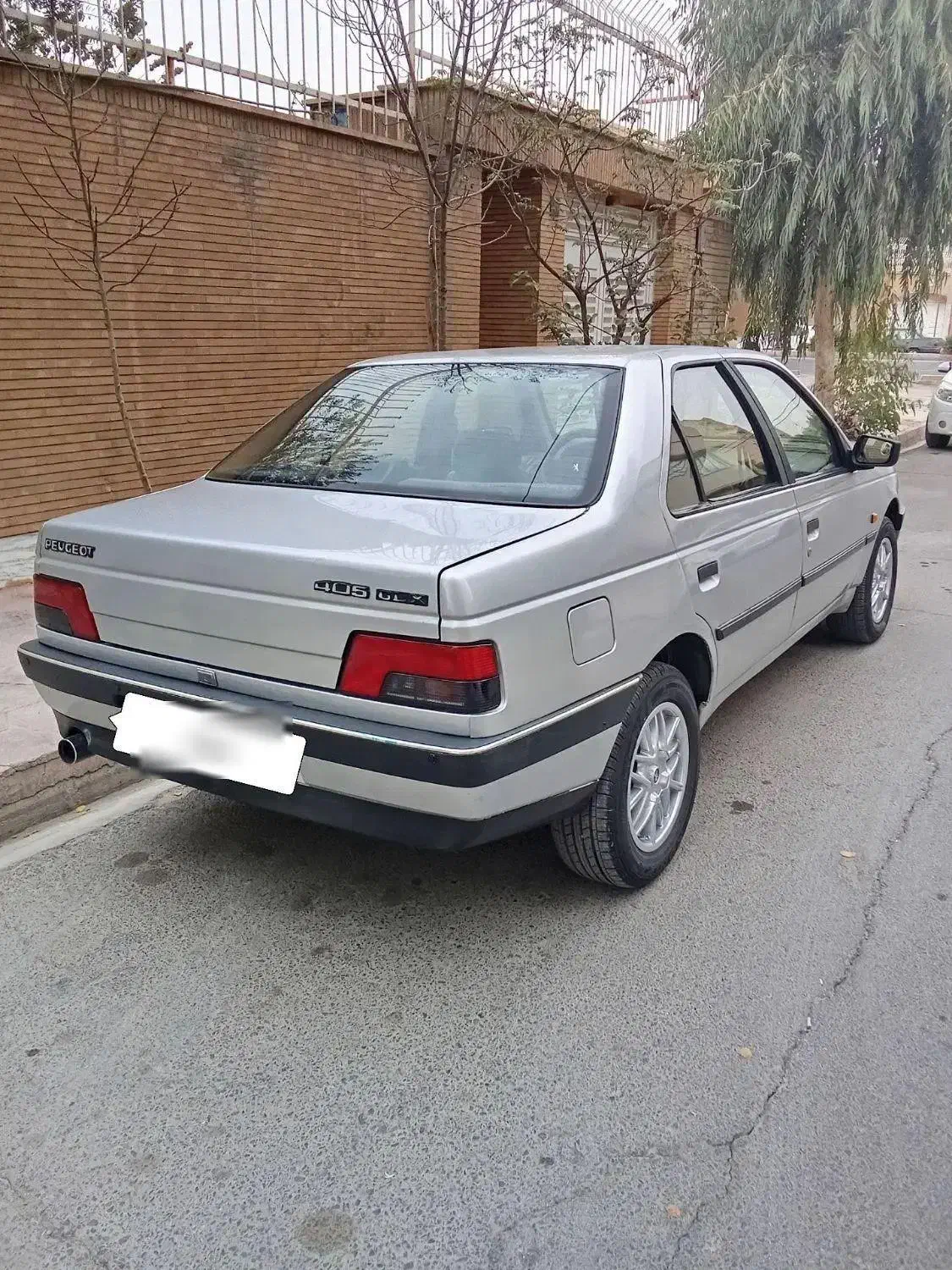 پژو 405دوگانه فابریک|خودرو سواری و وانت|قم, چهل درخت‎|دیوار