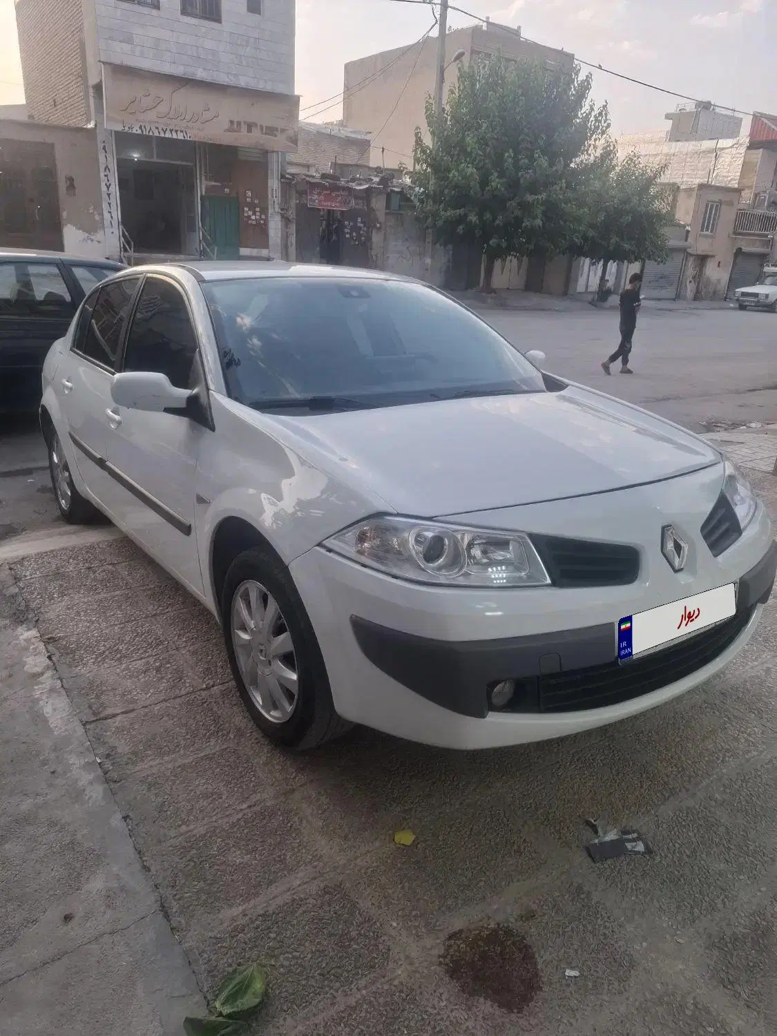 مگان2000 اتومات مدل 91|خودرو سواری و وانت|کرمانشاه, |دیوار