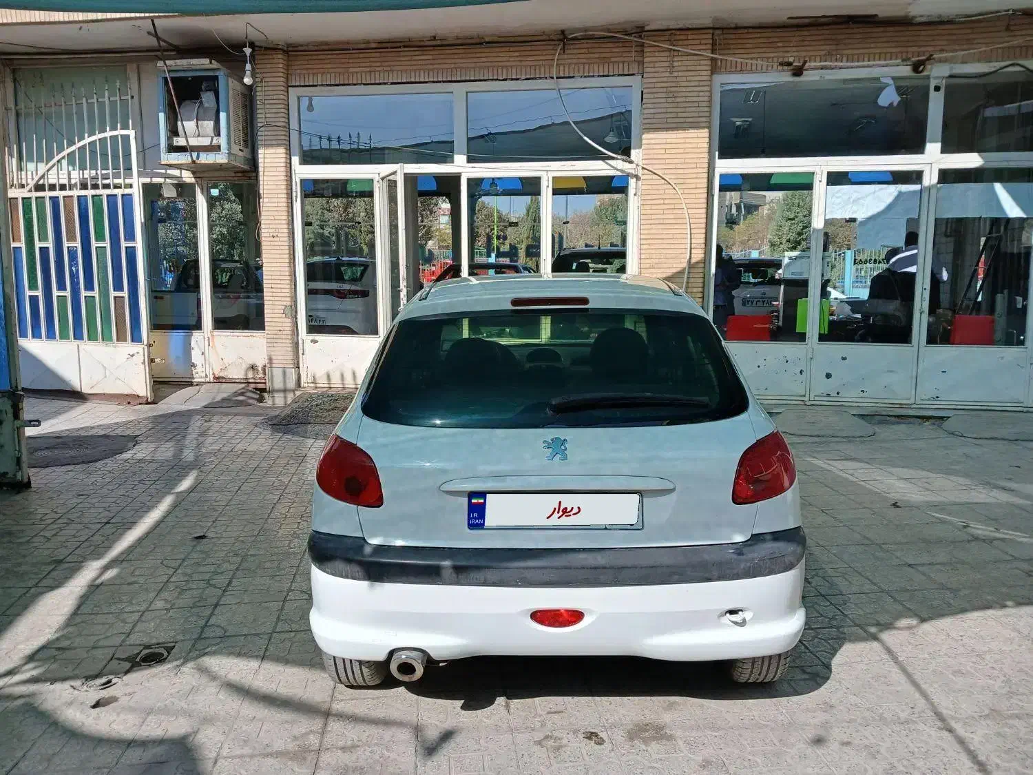 پژو ۲۰۶ در حد(نقد و اقساط)|خودرو سواری و وانت|فلاورجان, |دیوار