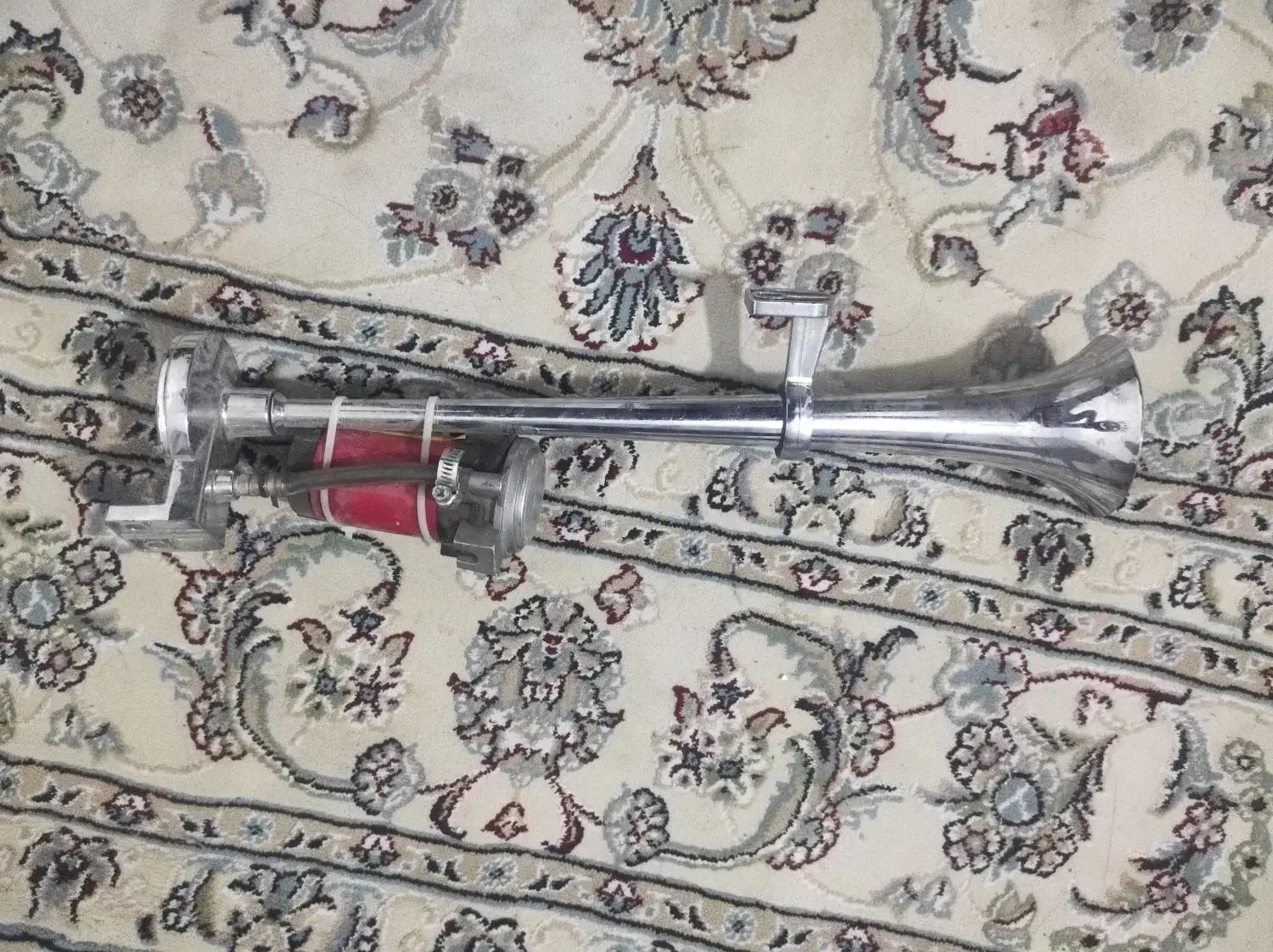 چراغ۱۳۲.فنر.اینه وسط.بوق.مه شکن|قطعات یدکی و لوازم جانبی|گرگان, |دیوار