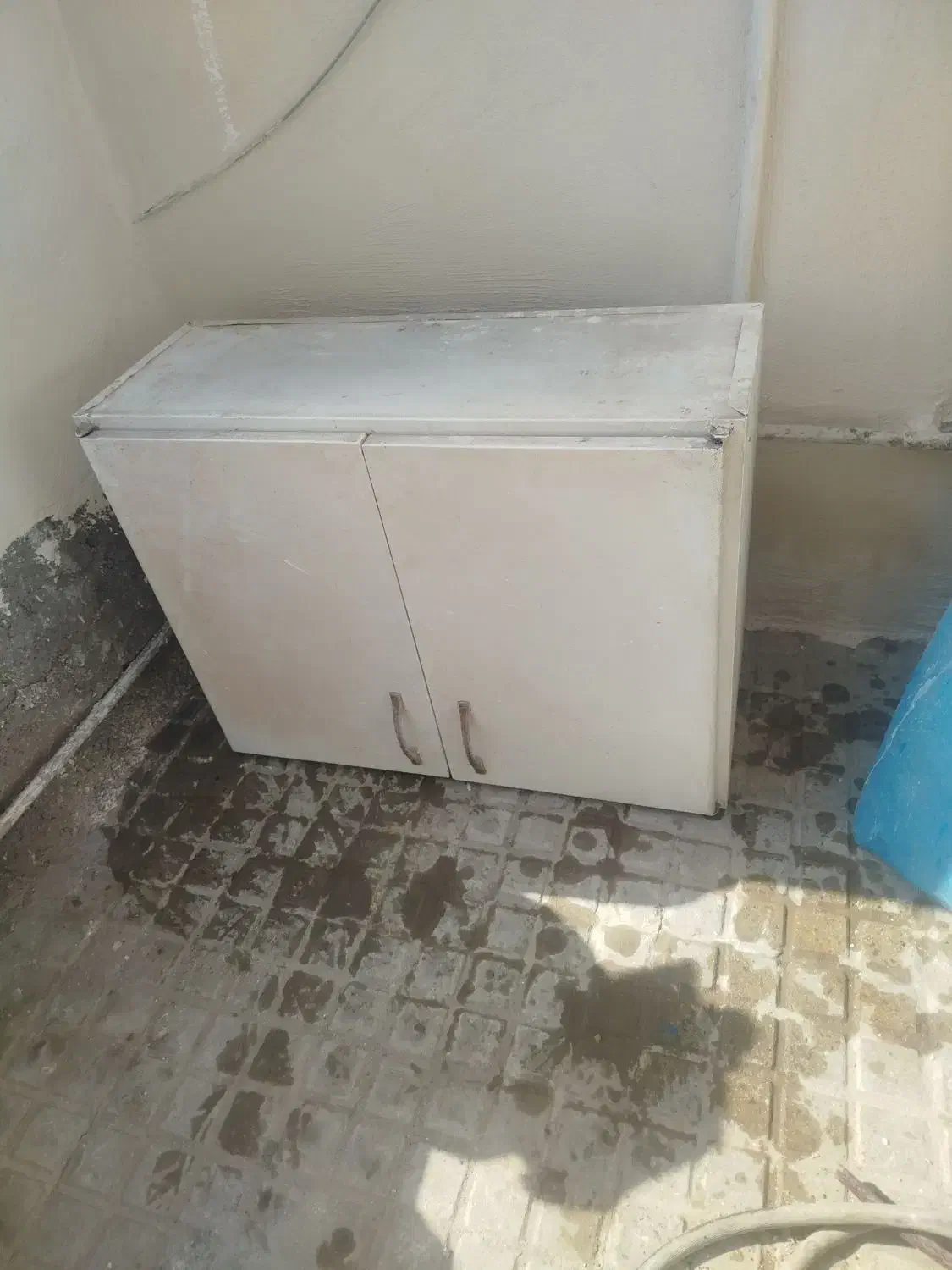 دوعددآبچکان|آبچکان و نظمدهنده ظروف|پاکدشت, پاکدشت (مامازند)|دیوار