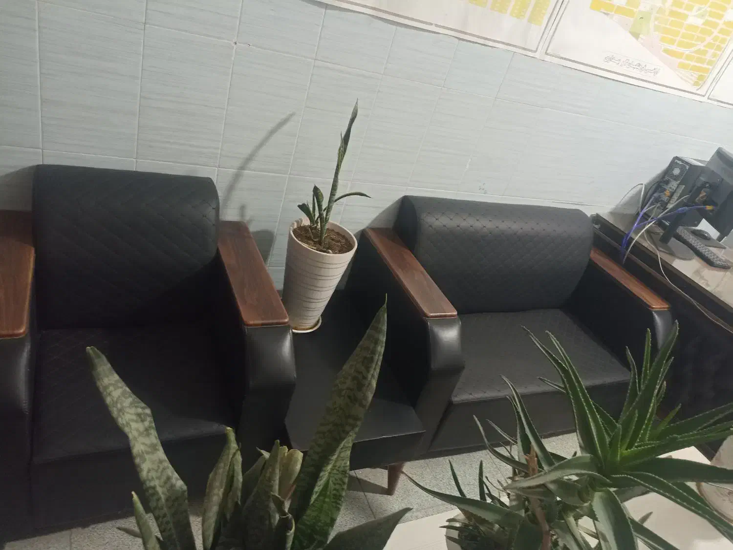 گاوصندوق ..مبل اداری.|دفتر کار|قوچان, |دیوار