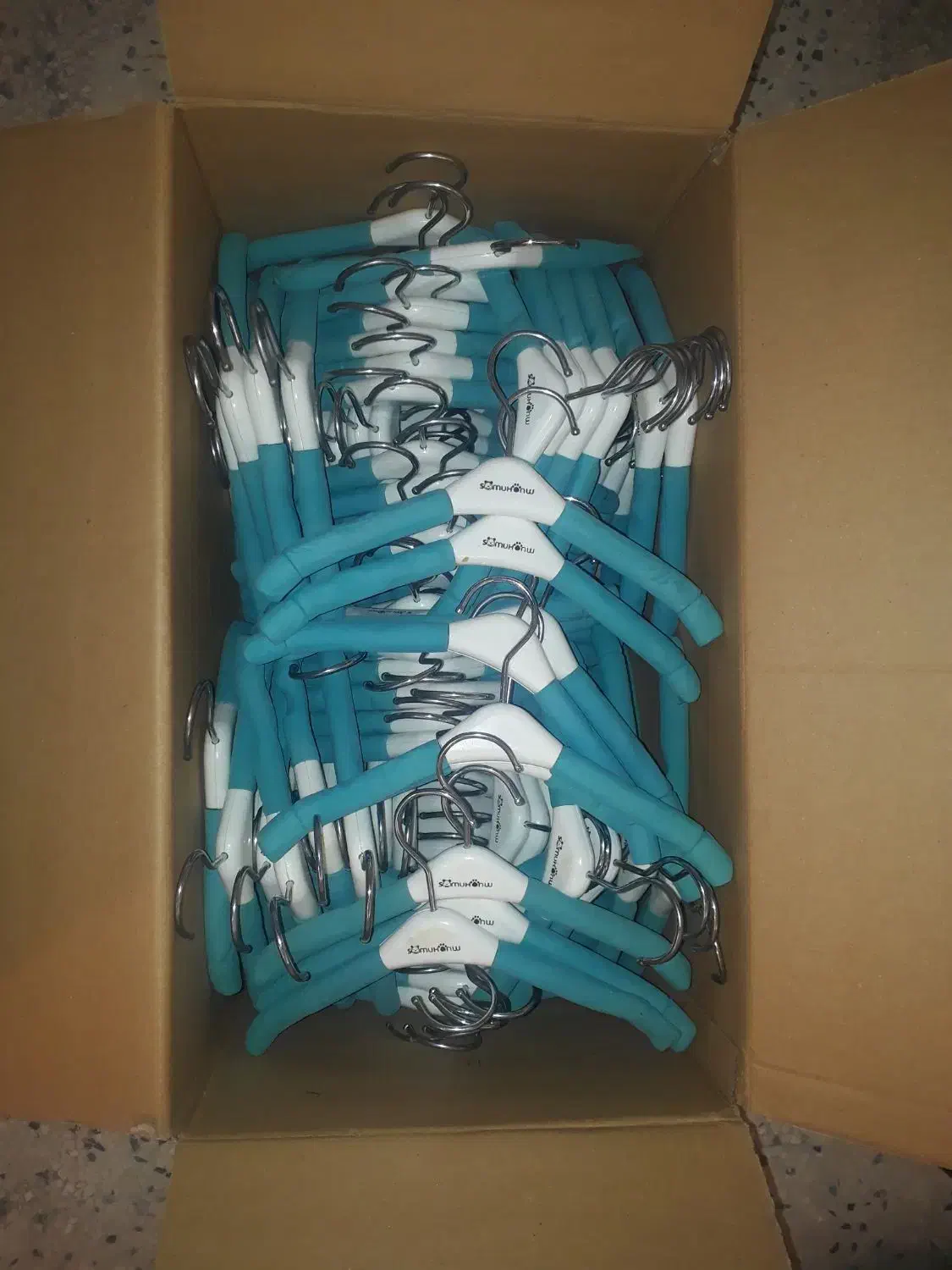 چوب لباسی رخت آویز|بندرخت و رخت‌آویز|بهبهان, |دیوار