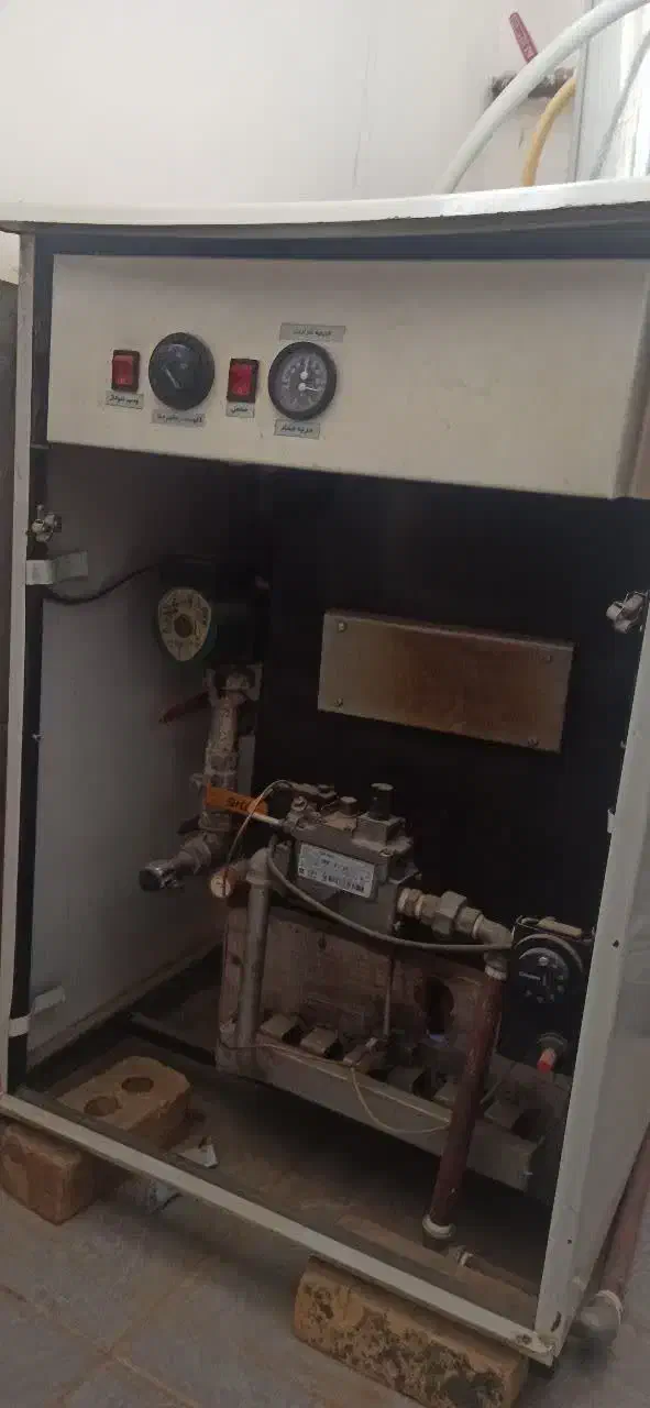 پکیج زمینی سالم در حال کارفروش فوری|آبگرمکن، پکیج، شوفاژ|مشهد, امیریه|دیوار