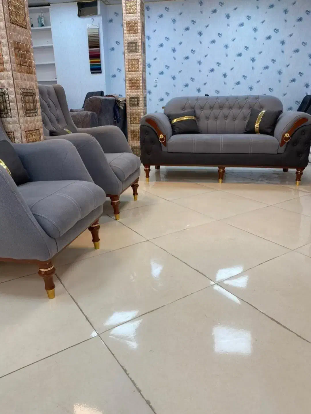 مبلمان زیبا و اسپرت مارال مبل با کمترین قیمت|مبلمان خانگی و میز عسلی|رشت, منظریه|دیوار
