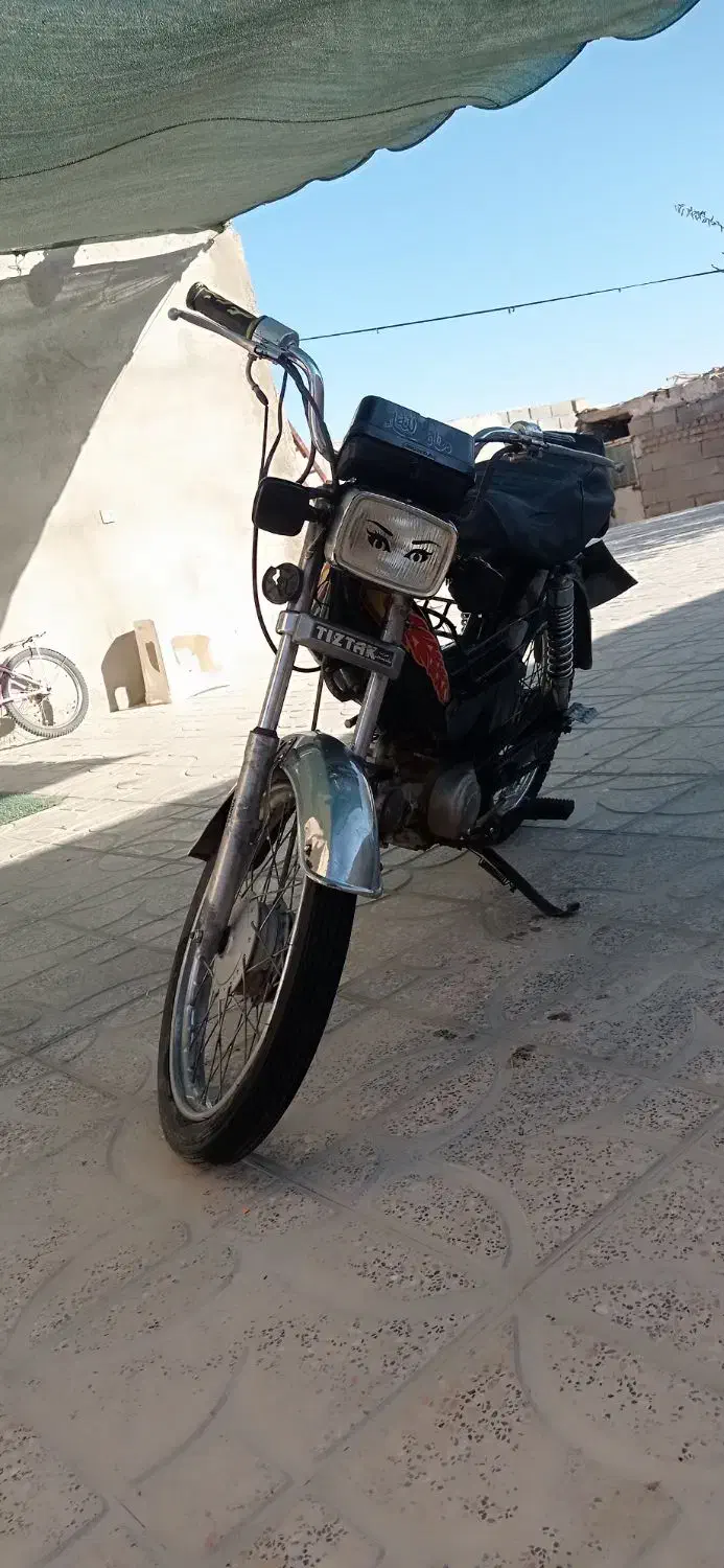 موتور|موتورسیکلت|تربت جام, جامرود|دیوار