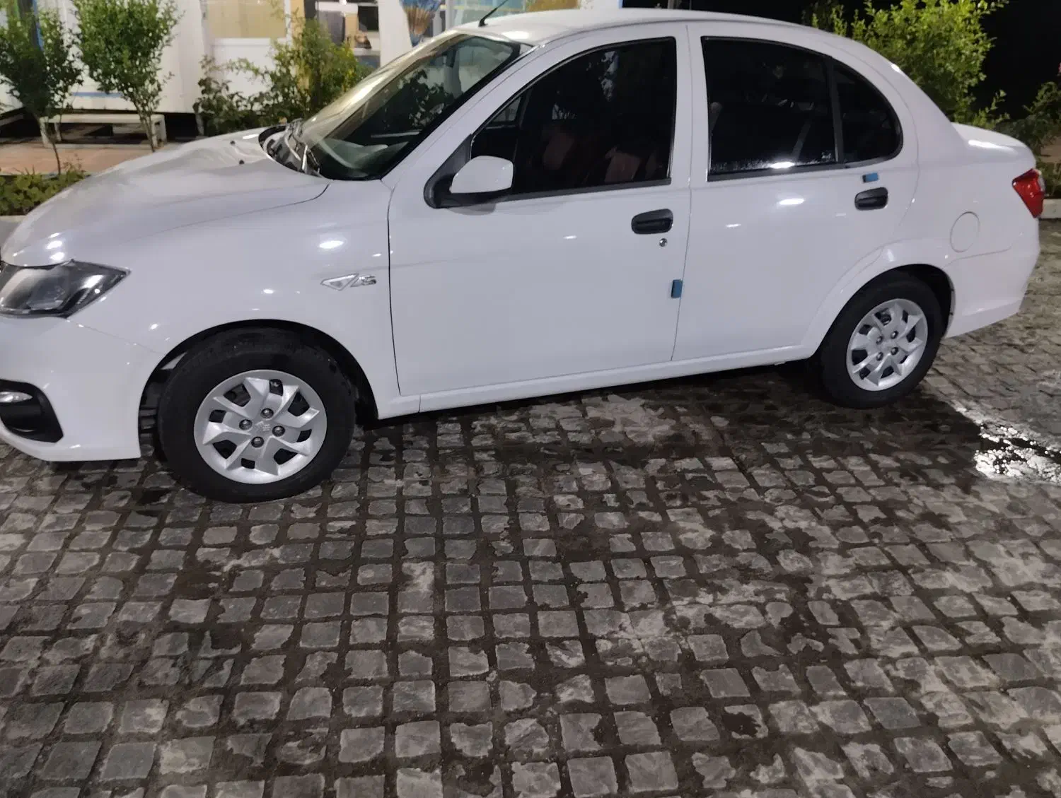 ساینا مدل۱۴۰ برج ۱۲سالم وبی رنگ|خودرو سواری و وانت|ساری, |دیوار