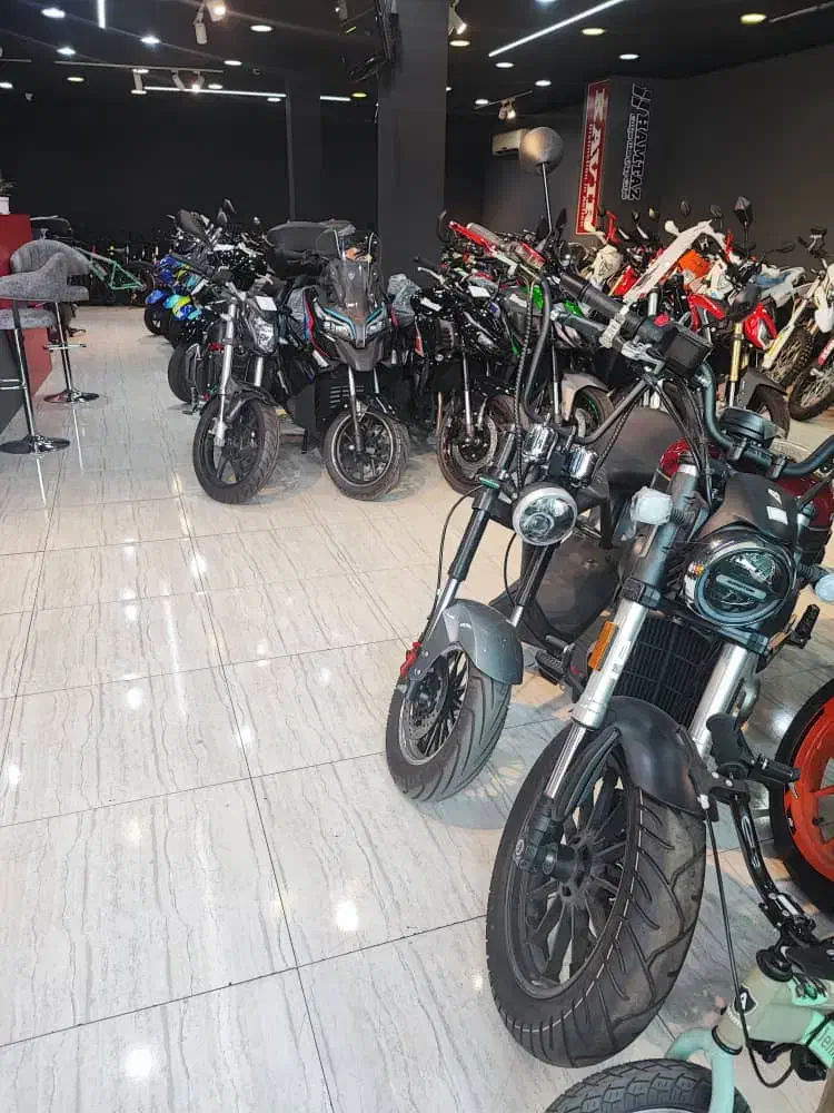 کارشناس فروش(خانم)/ فنی و فروش آقا/نیروی بازنشسته|استخدام اداری و مدیریت|شیراز, ملاصدرا|دیوار