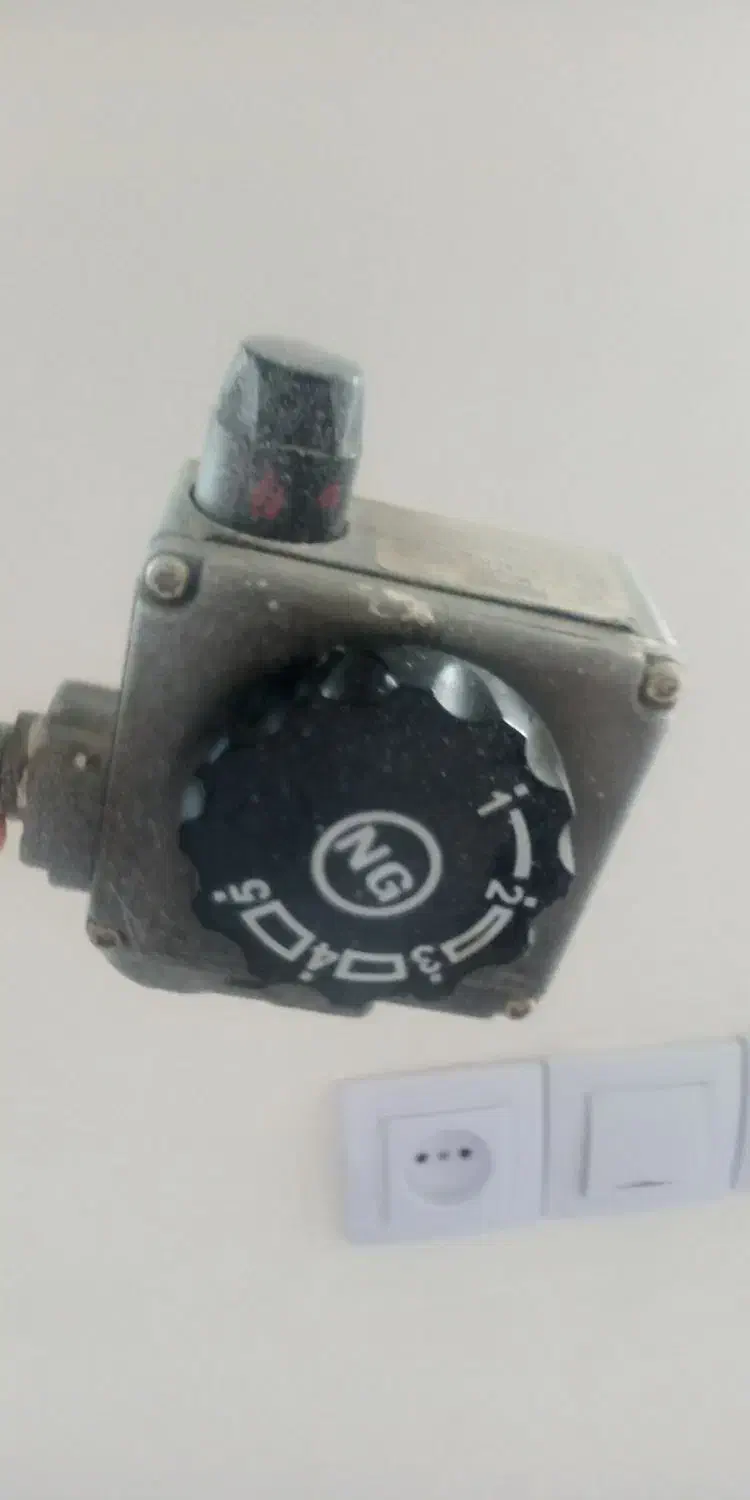 رگراتور آبگرمکن ایستاده|آبگرمکن، پکیج، شوفاژ|شیراز, گلدشت معالی‌آباد|دیوار