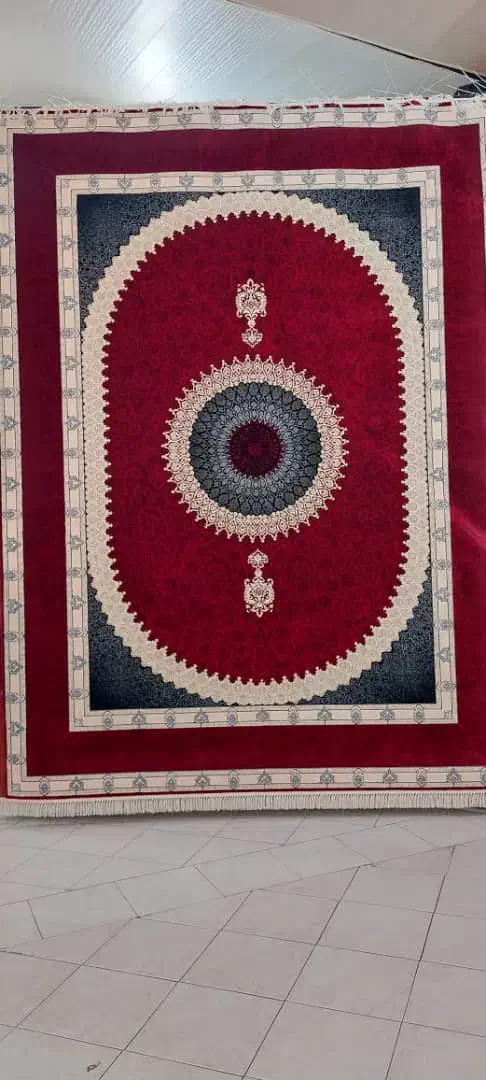 فرش ۷۰۰ شانه زمرد|فرش|قم, علی آباد سعدگان|دیوار