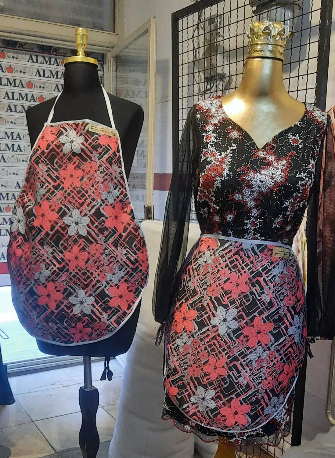 ست دم کنی چهار تیکه وپیشبند|سفره، حوله، دستمال آشپزخانه|ارومیه, |دیوار