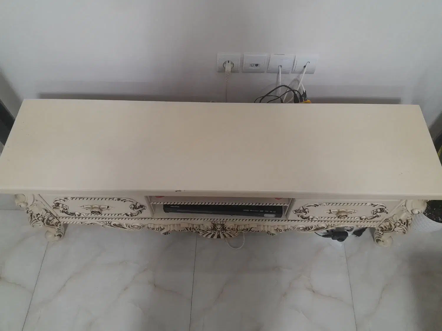 میز تلویزیون‌|میز تلویزیون|رشت, حمیدیان|دیوار