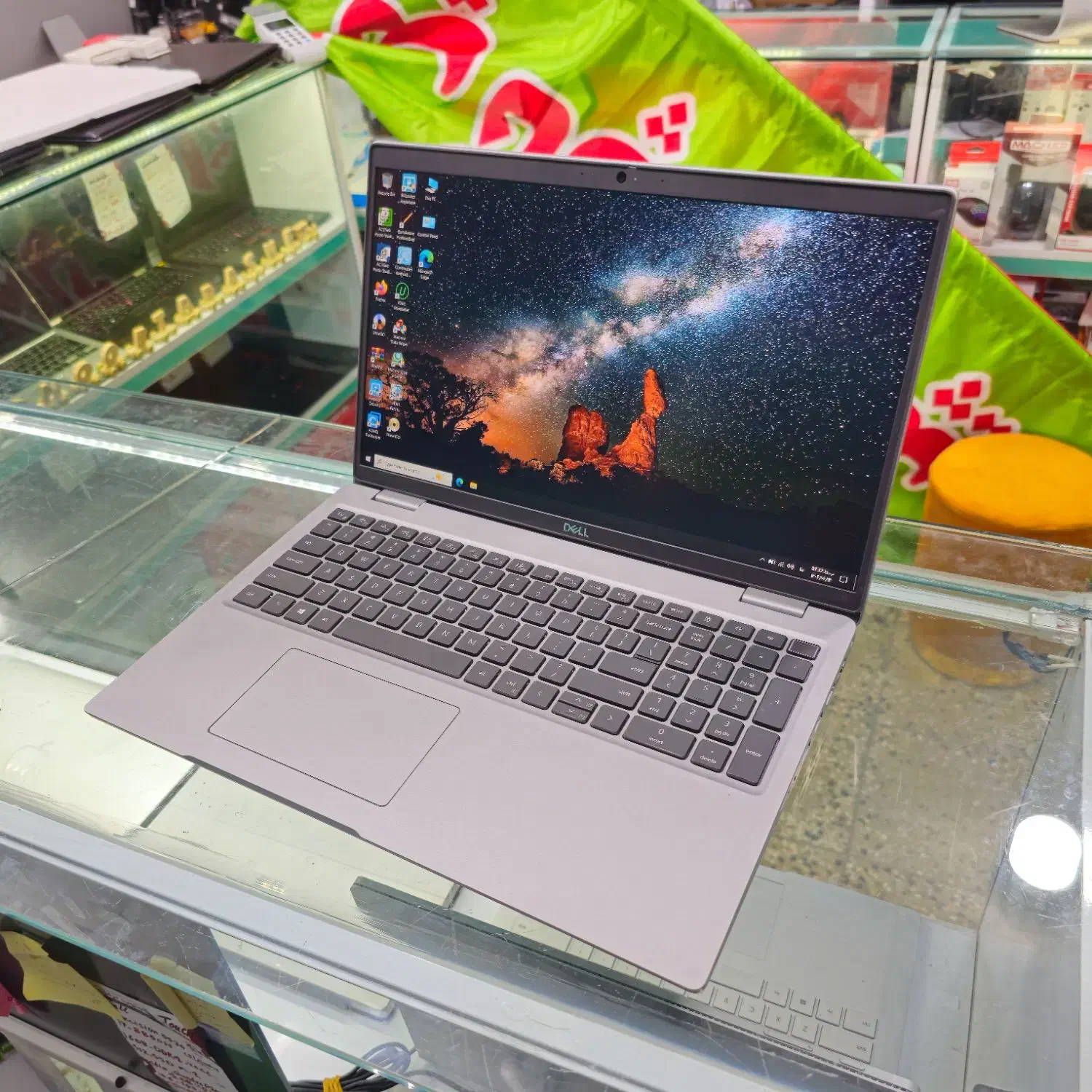 لپتاپ DELL نسل ۱۱ i5 رم ۱۶ سایز ۱۵.۶ فول اچدی|رایانه همراه|یاسوج, |دیوار