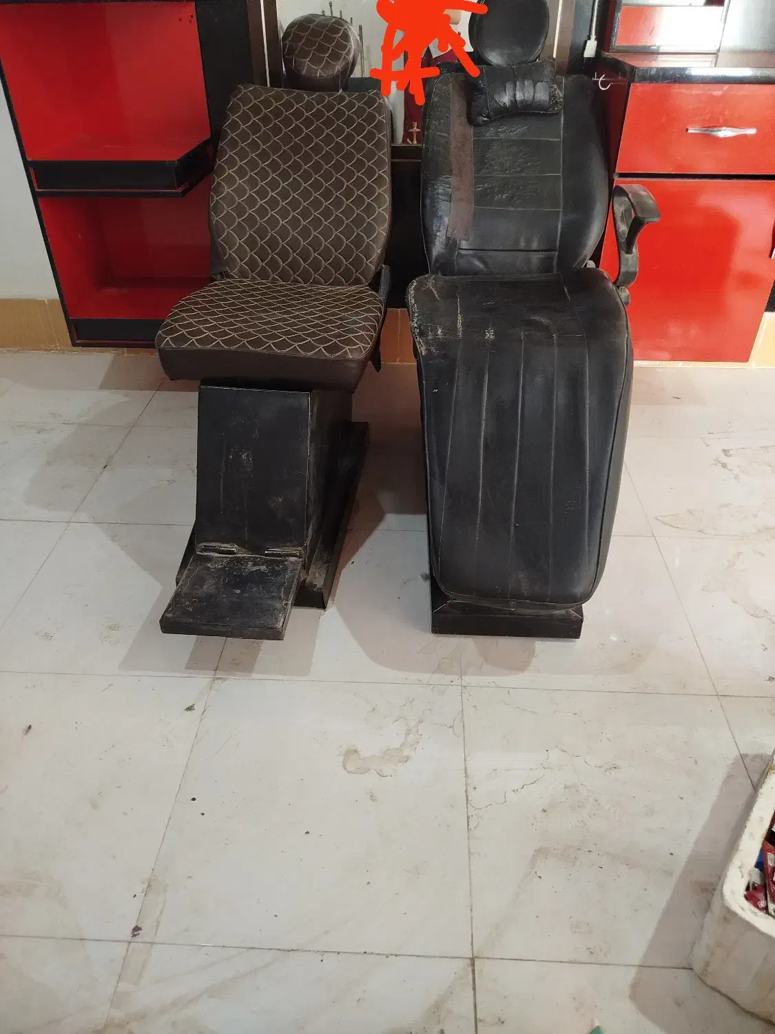 لوازم آرایشی|آرایشگاه و سالن‌های زیبایی|میاندوآب, |دیوار