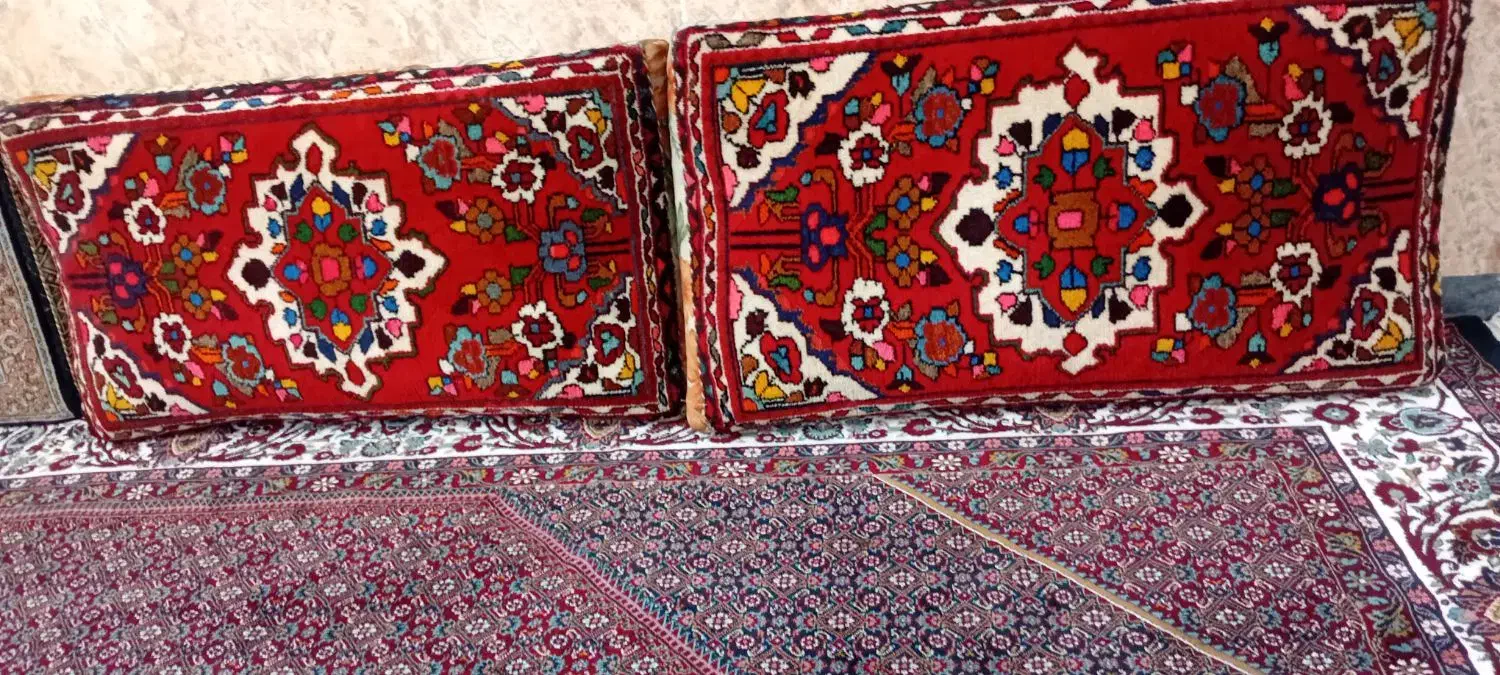 فرش‌وپشتی|پشتی|همدان, |دیوار