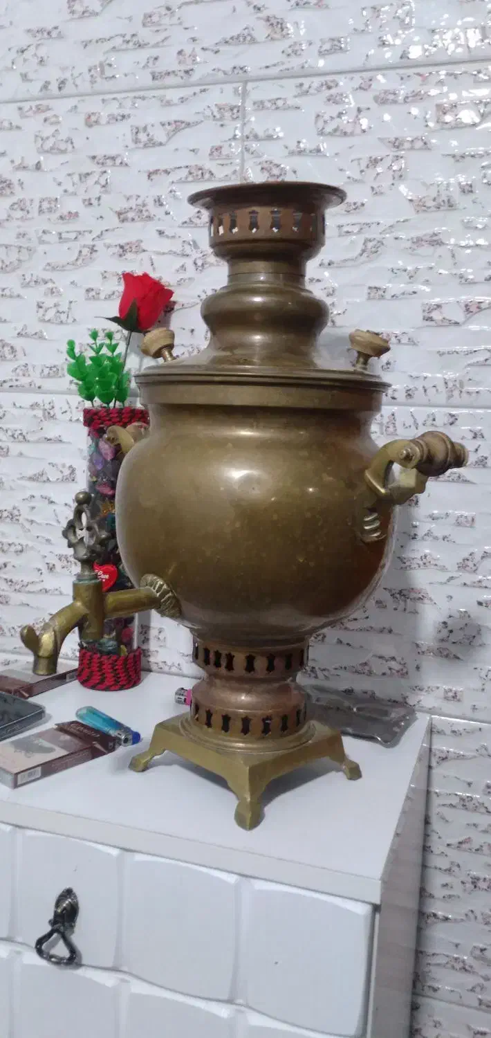 سماور ذغالی|کلکسیون اشیاء عتیقه|قدس, شهر‌قدس|دیوار