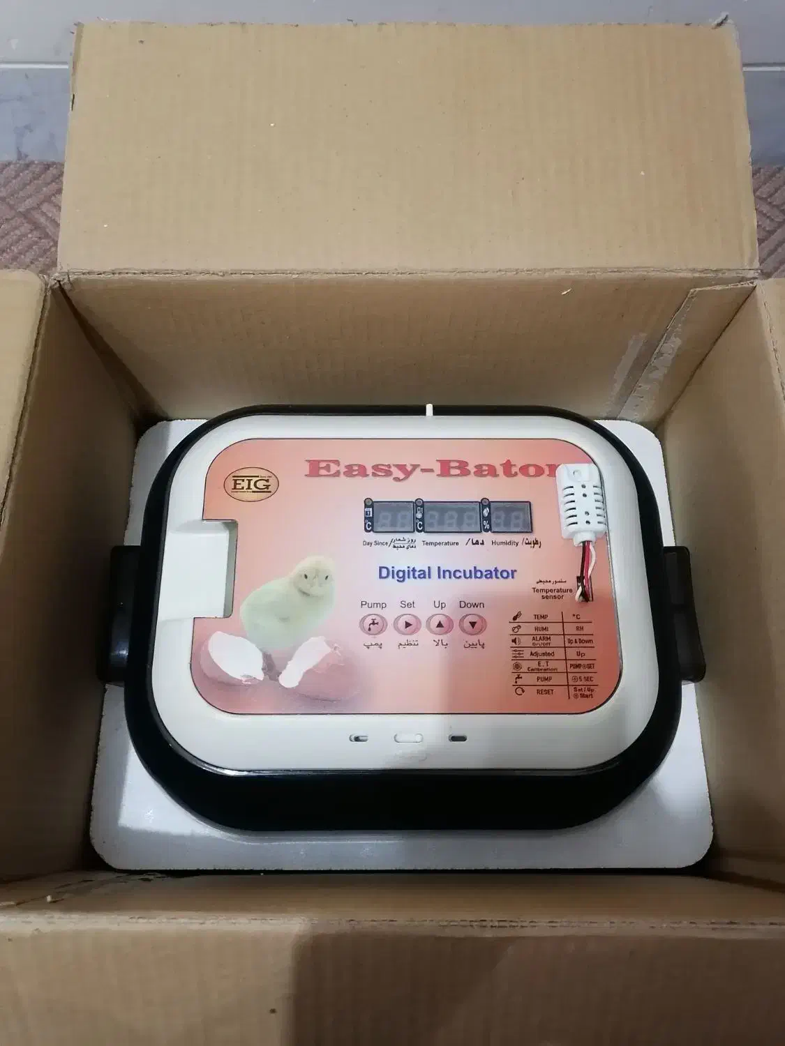 دستگاه جوجه کشی ایزی باتور 6 نو 12 تایی|لوازم جانبی حیوانات|اصفهان, بوستان ناژوان|دیوار