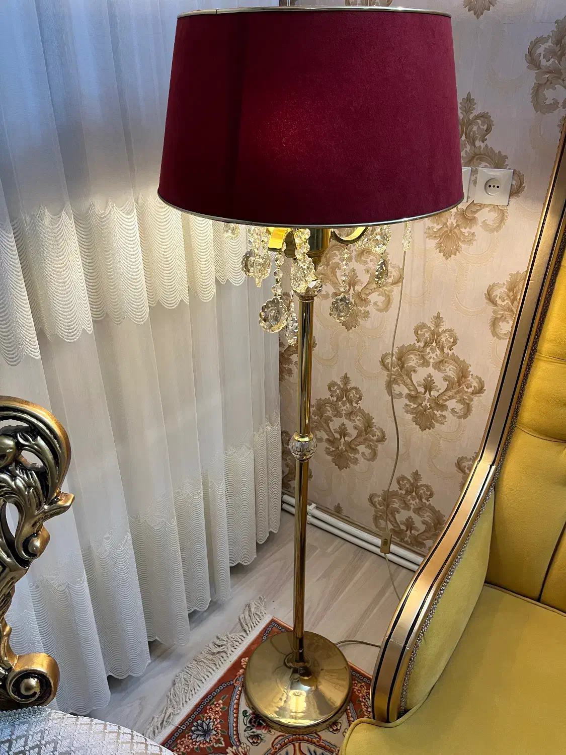 تعدادی لوازم خانه آباژور کریستال پذیرایی گرامافون|ظروف سرو و پذیرایی|زنجان, |دیوار