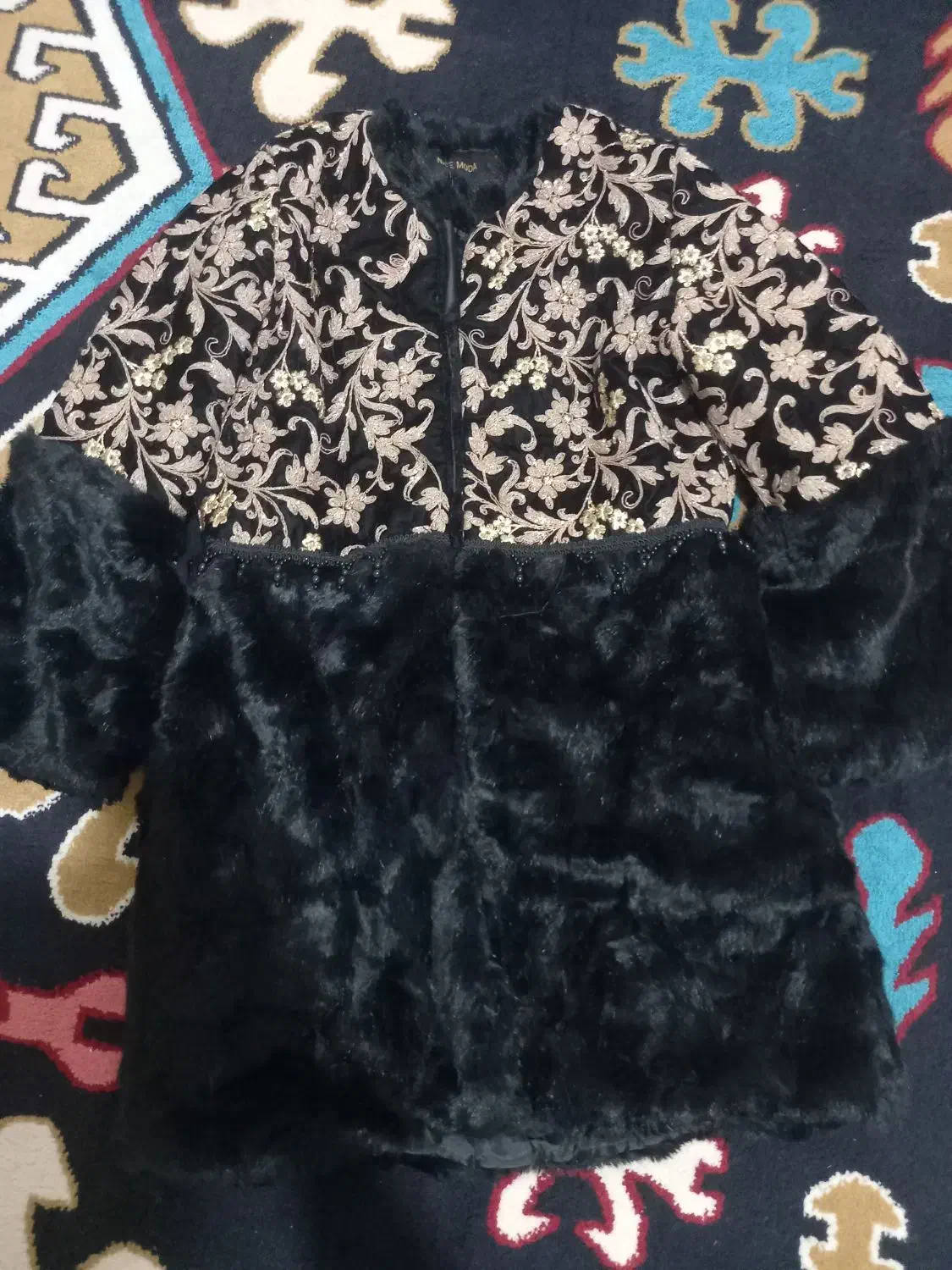 پالتو و کاپشن|لباس|یاسوج, |دیوار