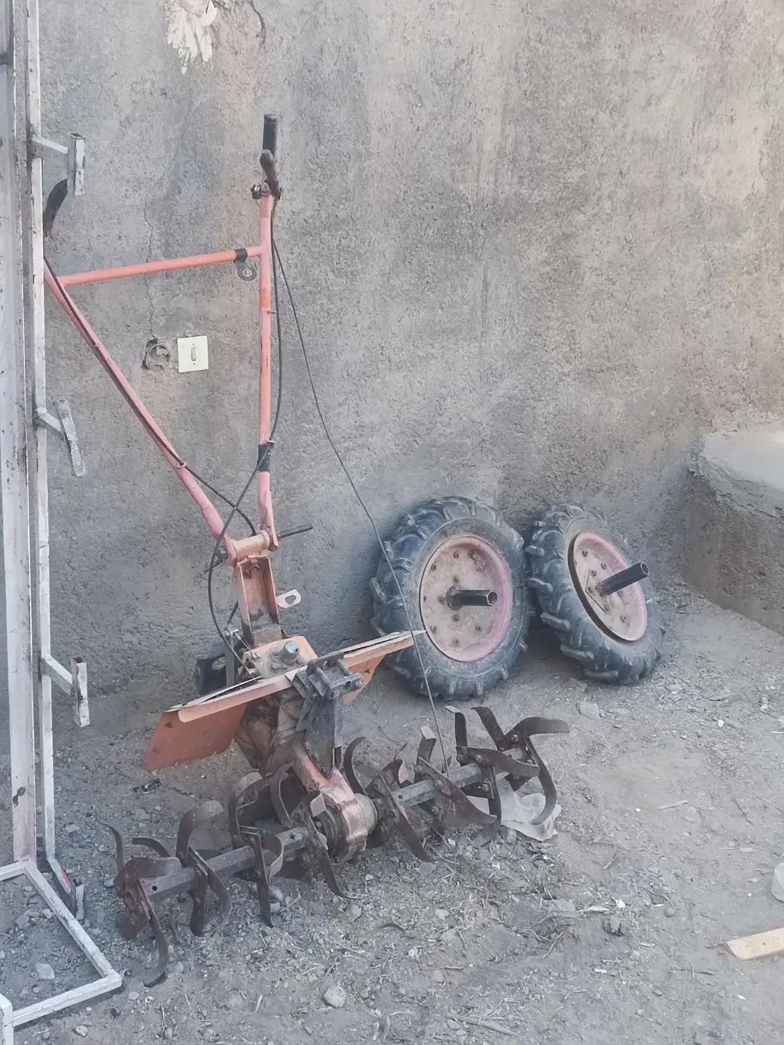 تیلر بدون ۱۰ اسب|ابزارآلات|سیرجان, |دیوار