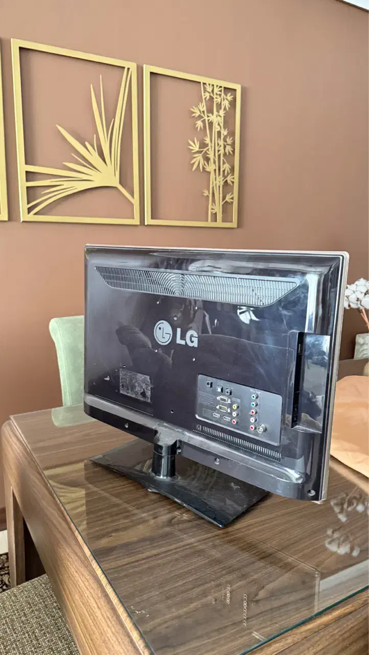 ال ای دی ۲۴ اینچ ال جی|تلویزیون و پروژکتور|تهران, سازمان برنامه شمالی|دیوار