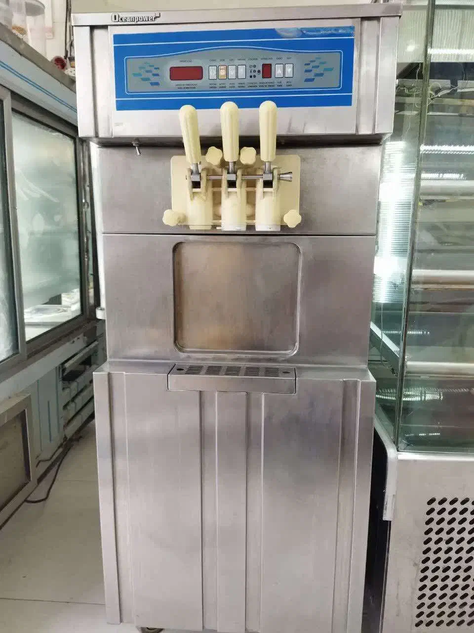 دستگاه بستنی|فروشگاه و مغازه|خرمآباد, |دیوار