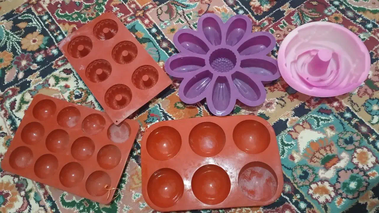 قالب های سیلیکونی در حد نو وسماور یا کتری رو گازی|قوری، کتری، قهوهساز دستی|مشهد, شهید معقول|دیوار