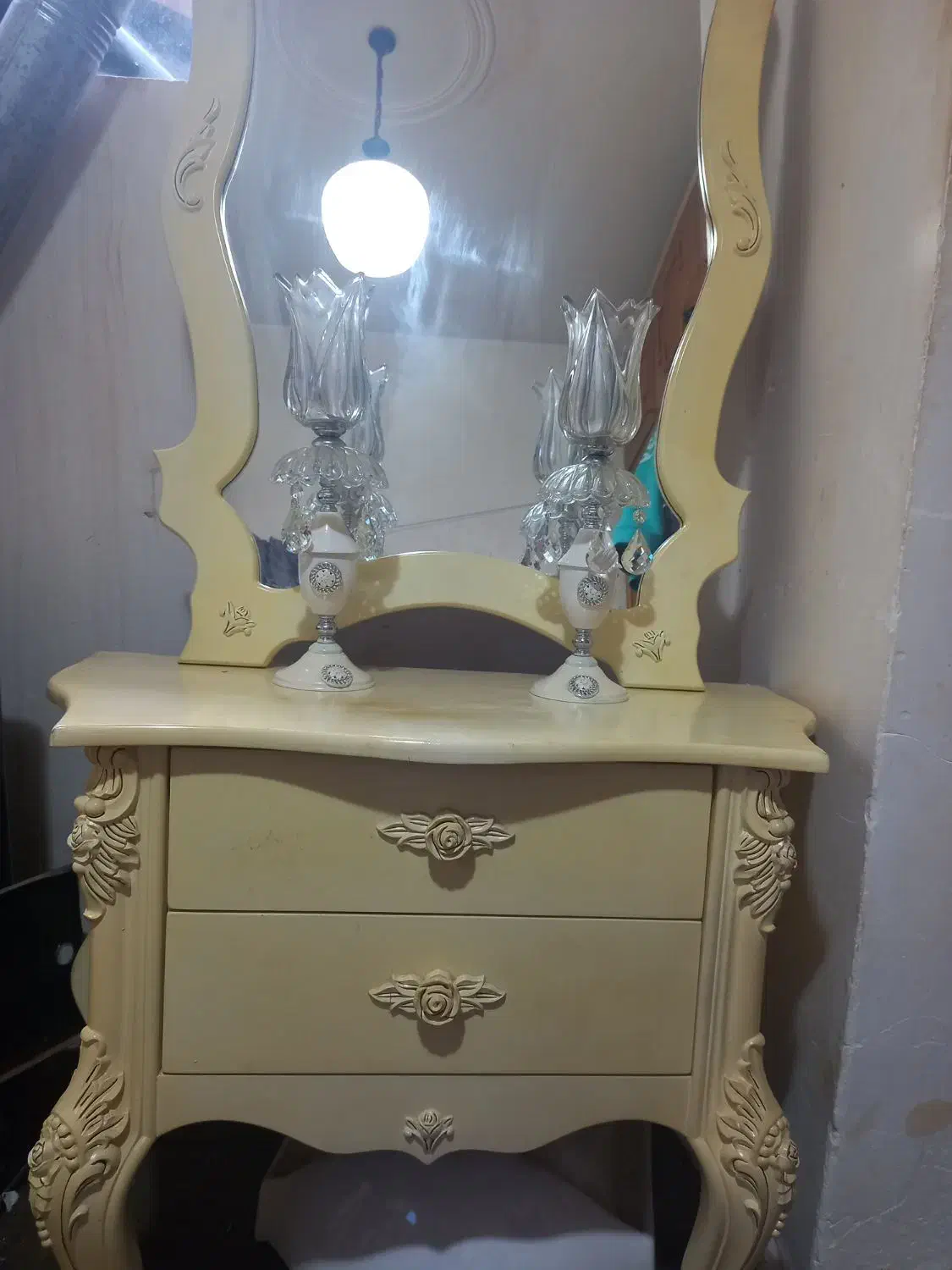 اینه شمعدان|بوفه، ویترین، کنسول|رشت, معلولین|دیوار