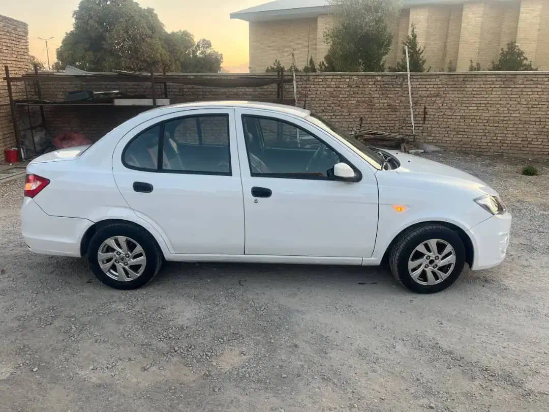 ساینا۹۷ بدون رنگ|خودرو سواری و وانت|شهرکرد, |دیوار