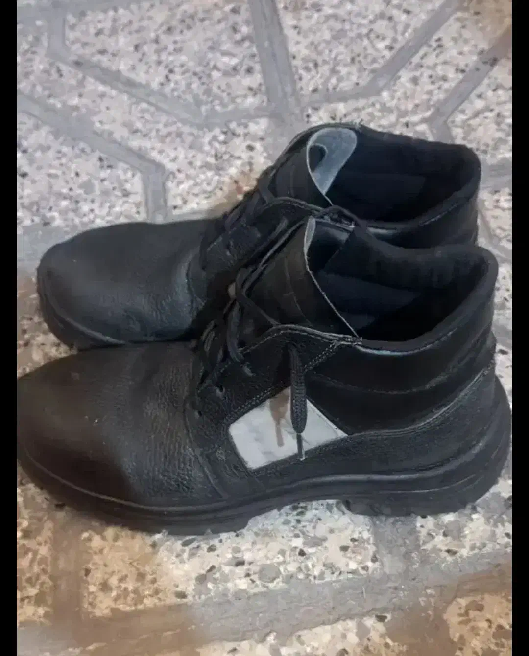 کفش ایمنی|کیف، کفش، کمربند|مشهد, رده|دیوار