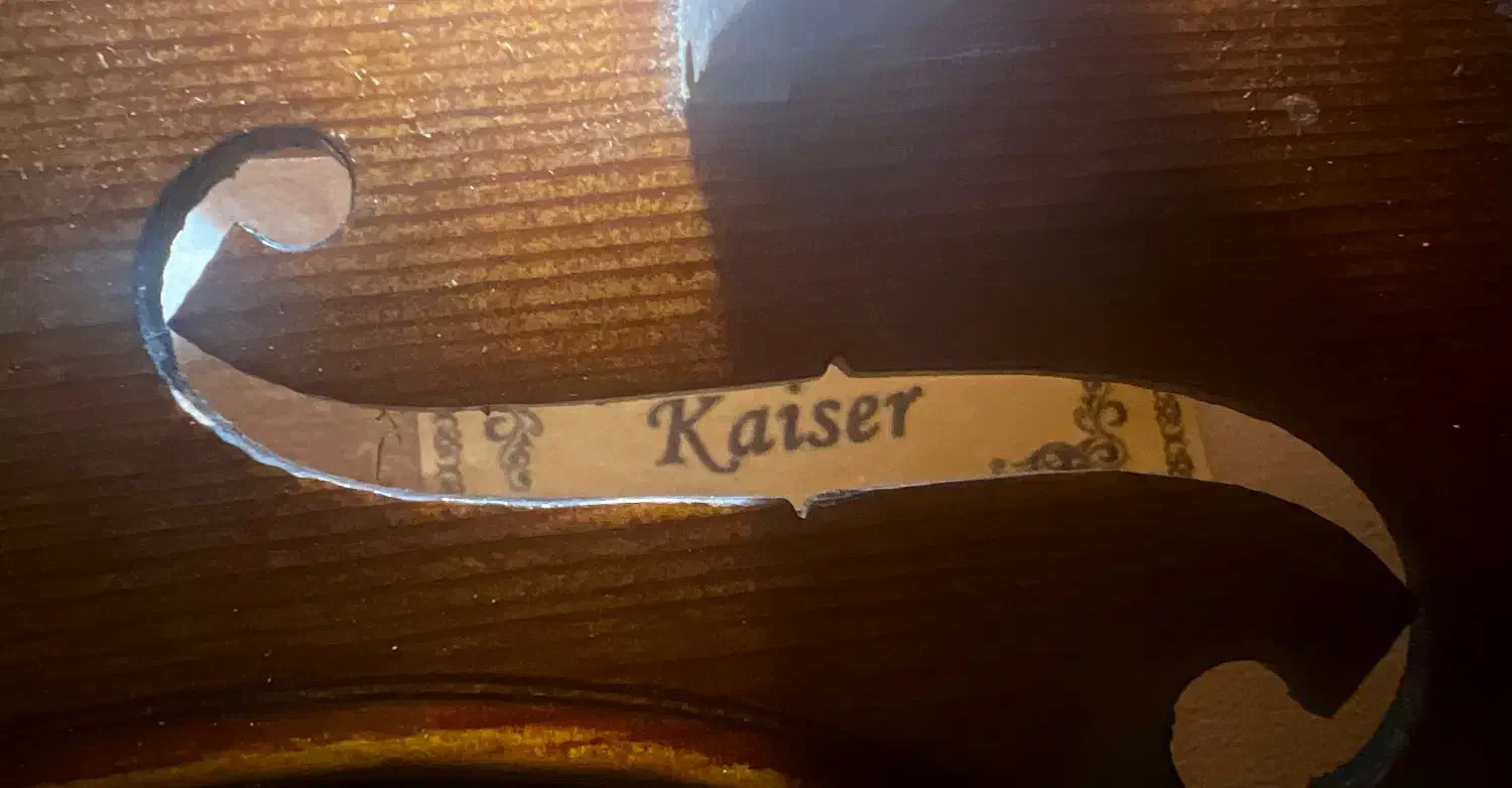 ویالن kaiser کایزر سایز ۲/۴|ویولن|شیراز, ریشمک|دیوار