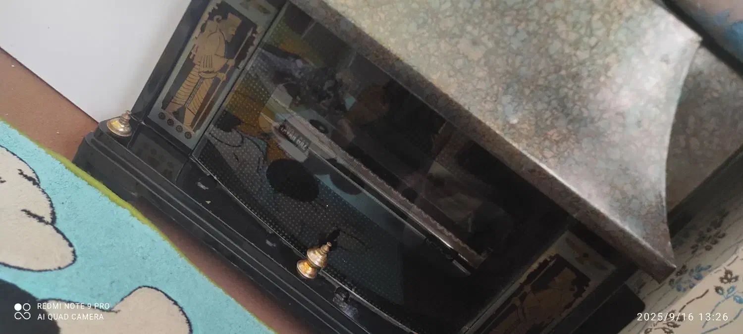 بخاری سالم در حد به علت کمبود جا قیمت چهار نیم|بخاری، هیتر، شومینه|اشتهارد, |دیوار