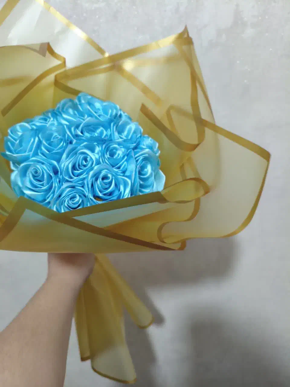 گل روبانی|گل مصنوعی|رباط‌کریم, رباط‌کریم|دیوار