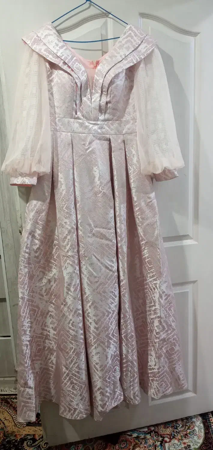 لباس مجلسی|لباس|گلبهار, شهر جدید گلبهار|دیوار