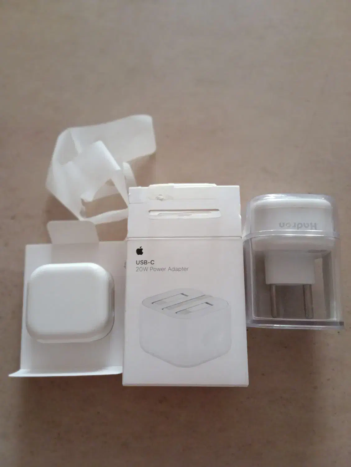 ادابتورایفون|لوازم جانبی موبایل و تبلت|یزد, |دیوار