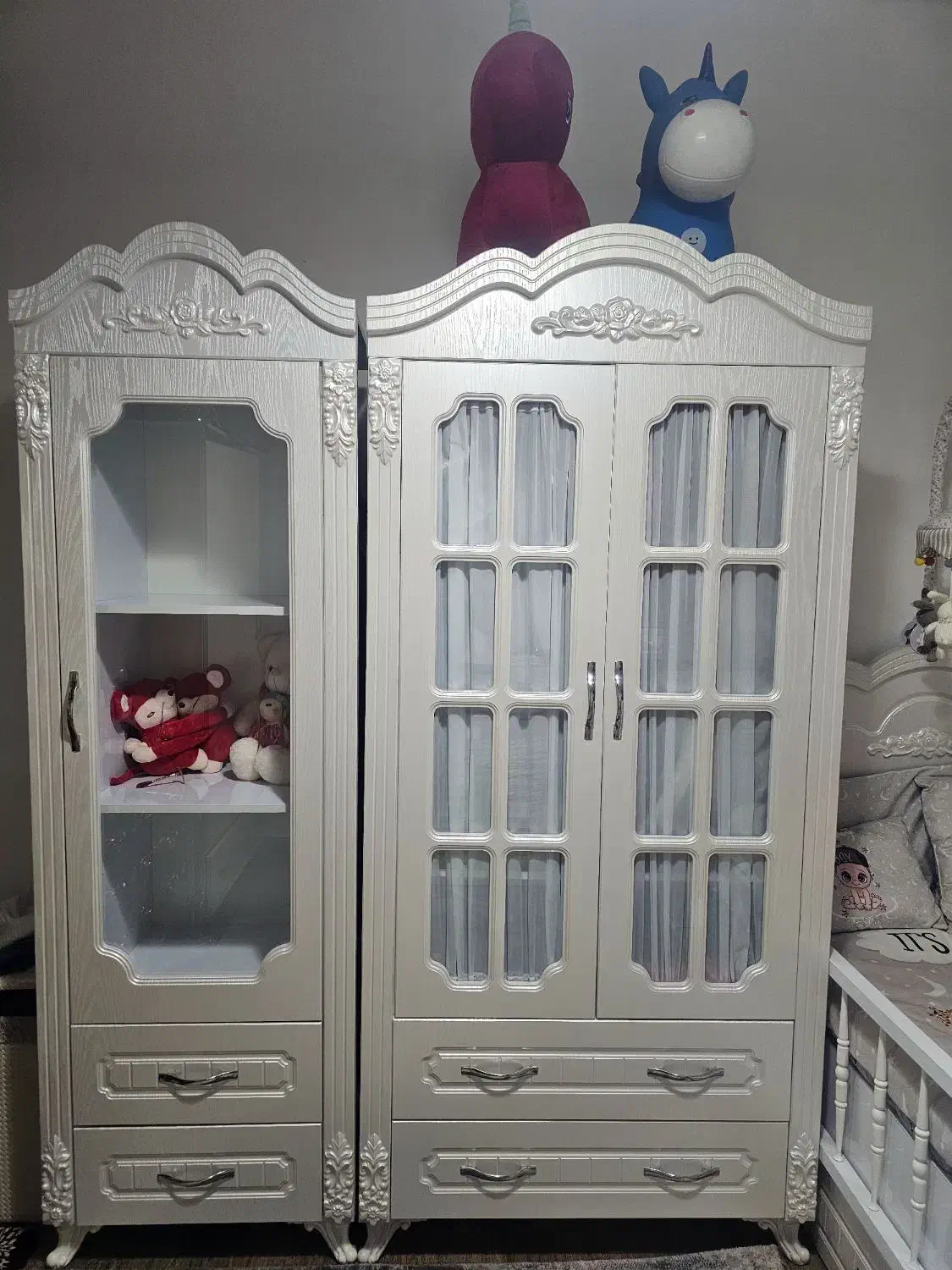 تخت و کمد کودک و نوجوان باتشک وروتختی و آویز تخت|تخت و صندلی بچه|نظرآباد, شهرک سید جمال الدین|دیوار